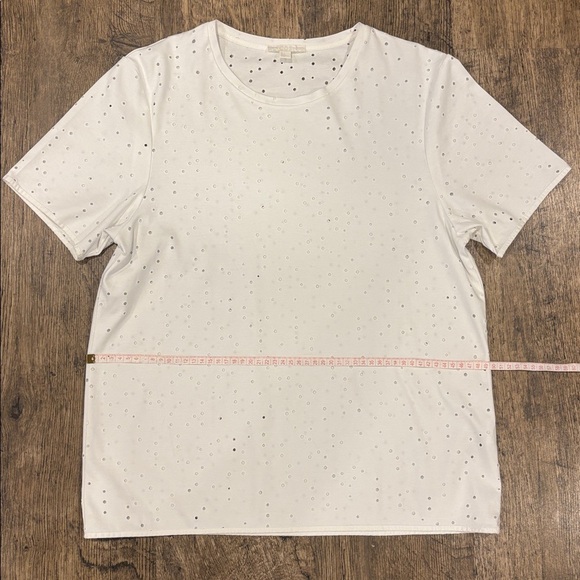 COS Oversized White Top with Accents - Picture 9 of 11